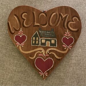 Vintage Wood Heart Shaped Wecome Sign